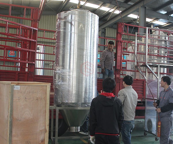 某化工企業(yè)采購(gòu)低溫噴霧干燥機(jī)發(fā)貨照